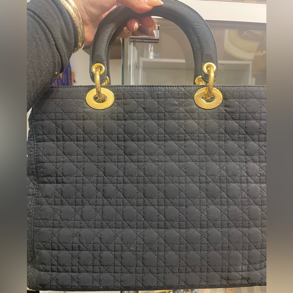 Vintage authentic Lady Dior bag. Still in good condition. Beautiful bag!!!!